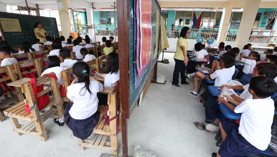A public school classroom in the Philippines. (Photo from ABS-CBN News)