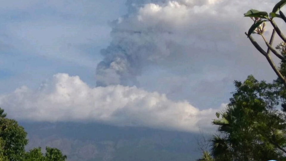 Mount Agung erupting on June 28, 2018. Photo: BNPB