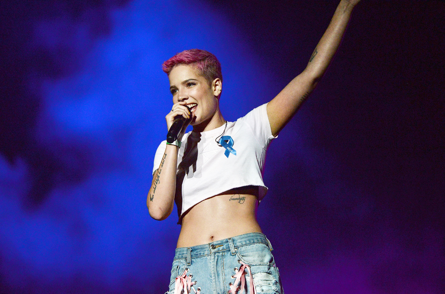 Halsey in Bali: No more Nusa Dua show, singer to headline