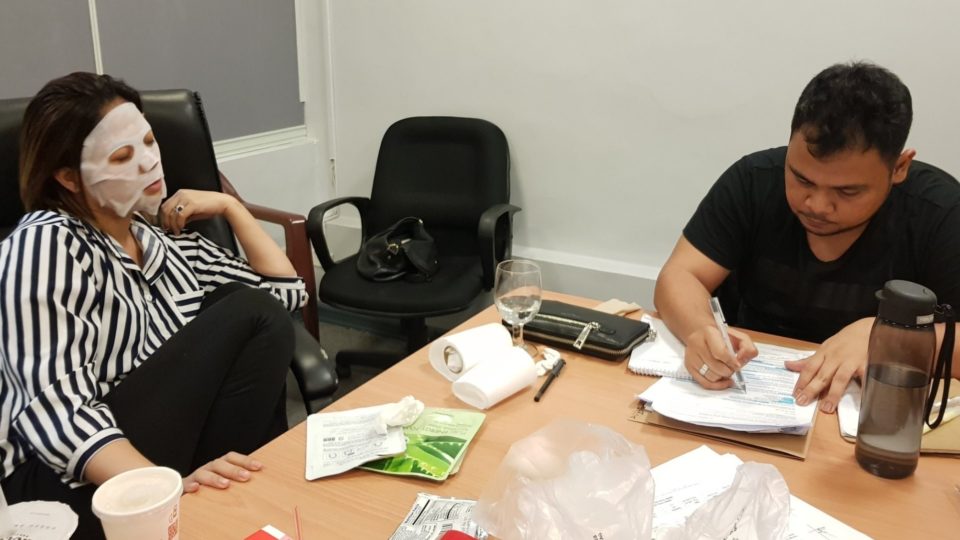 Liza Diño wore a facial mask during an early morning meeting. Photo via Diño’s Facebook account.   