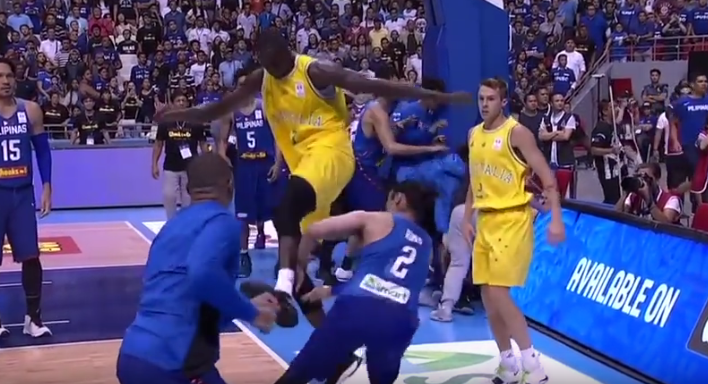 Ozzy Man said the Philippines and Australia are #StillFriends. Screenshot from his video commentary.