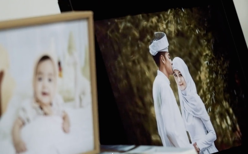 Photo: Video screengrab