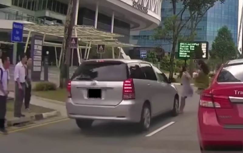 Photo: Video screengrab