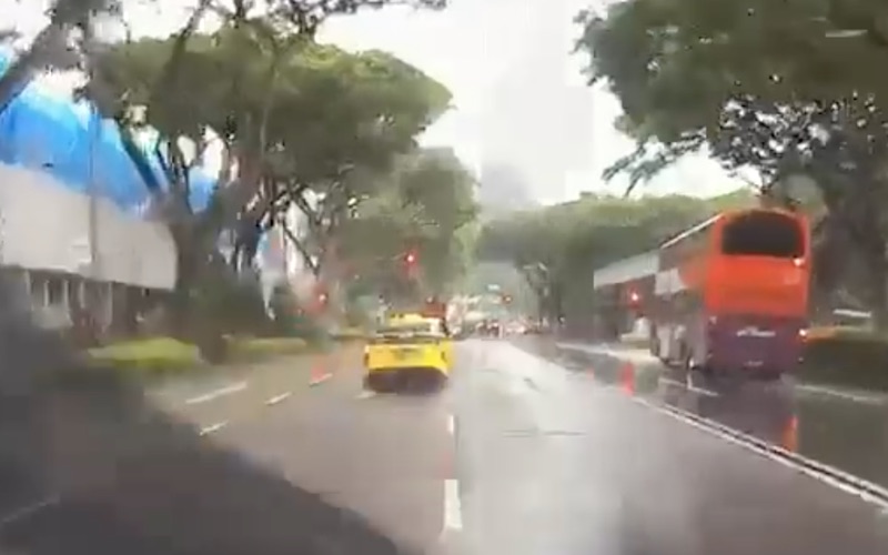 Photo: Video screengrab