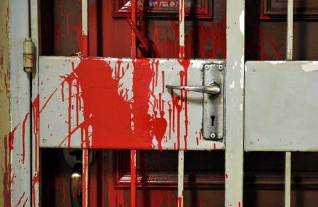 via Under The Angsana Tree