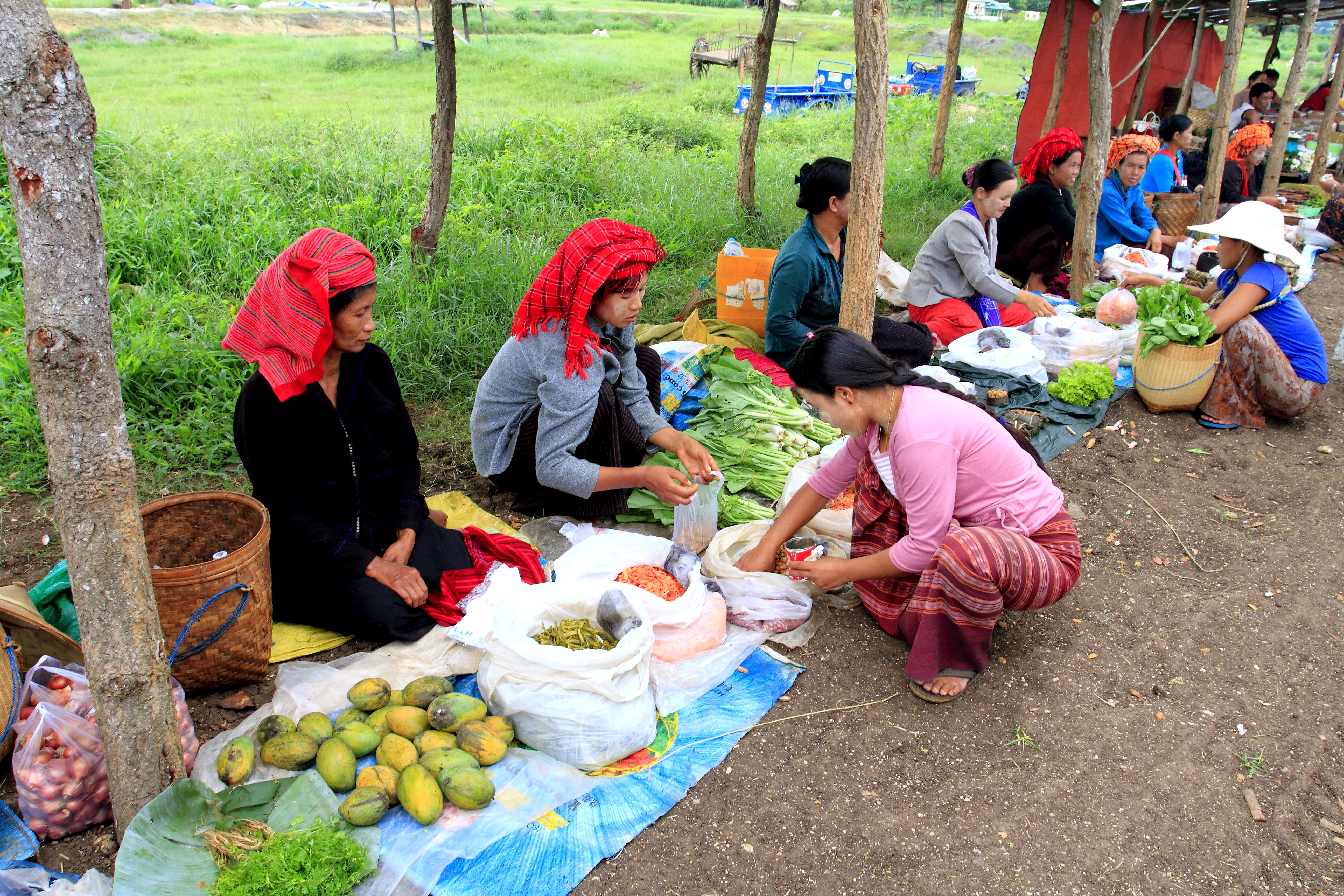 The 5 Day Market. Photo: Visit Inle