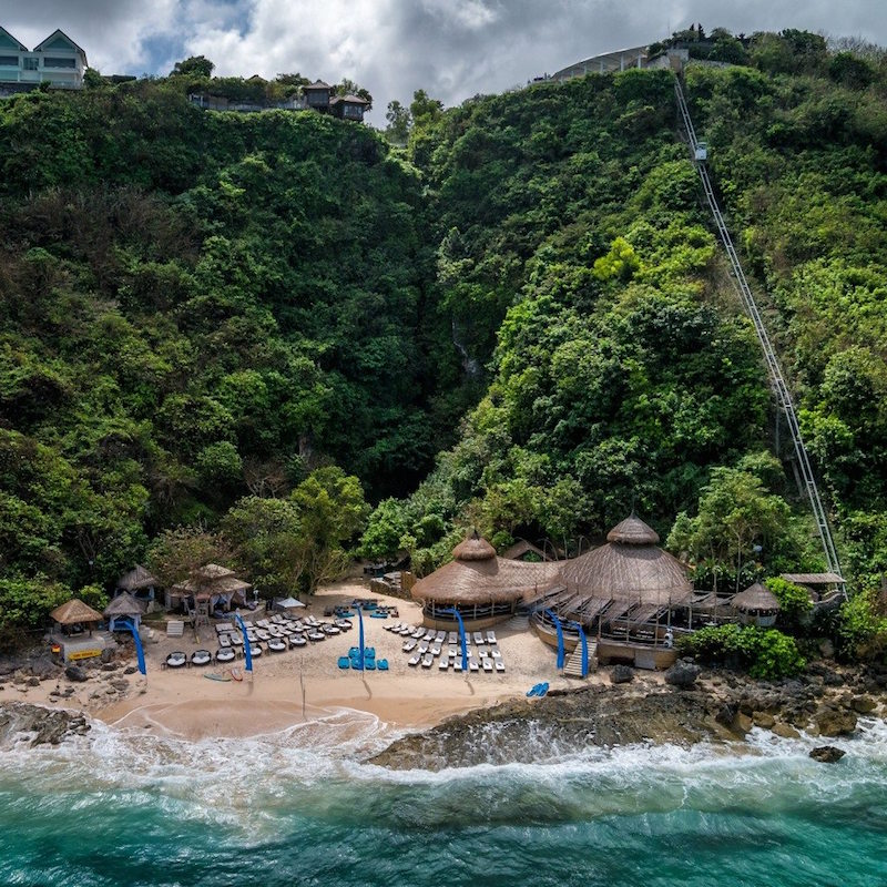 Photo: Karma Beach Bali/Facebook