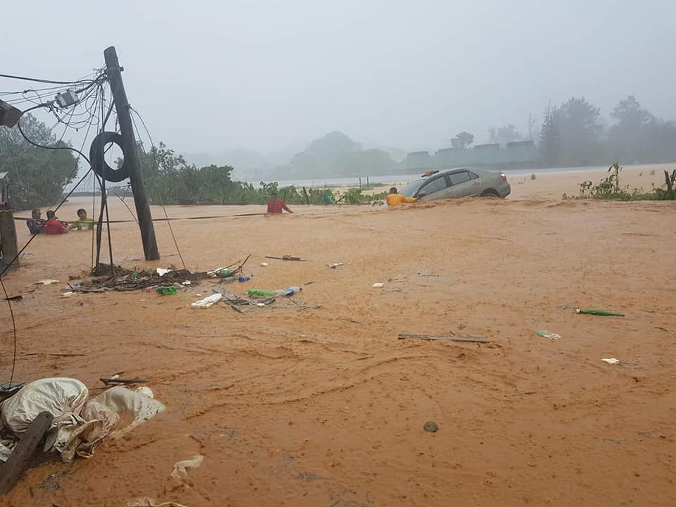 Loakan Airport. PHOTO: Facebook / Epi Carantes