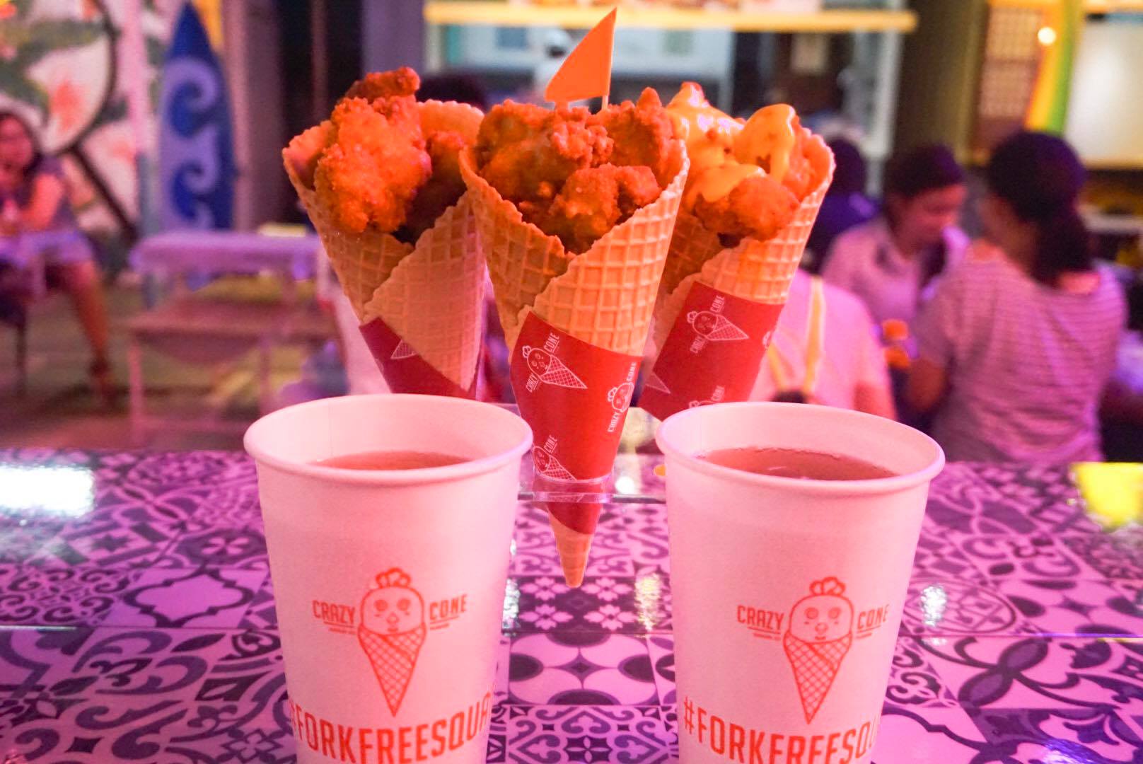 (L-R) Classic Chick, Silly Maple, Classic Chick with Mac & Cheese. Photo: Kaka Corral