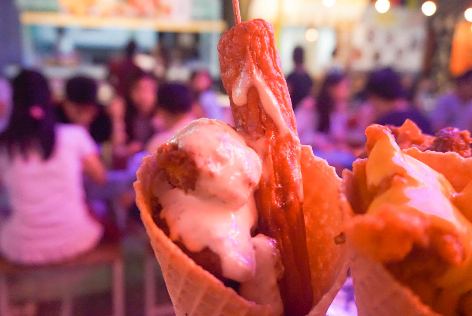Loopy Katsu with sausage doused in garlic sauce. Photo: Kaka Corral