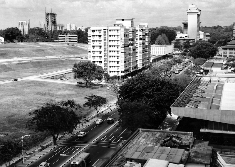 A part of the former Tai Shan Ting cemetery, which was redeveloped into Ngee Ann Building (centre) in 1957, 1972. Photo: Urban Redevelopment Authority