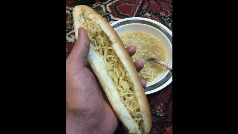 No. No, no, no, no! (Photo: Twitter/@indomiememes)