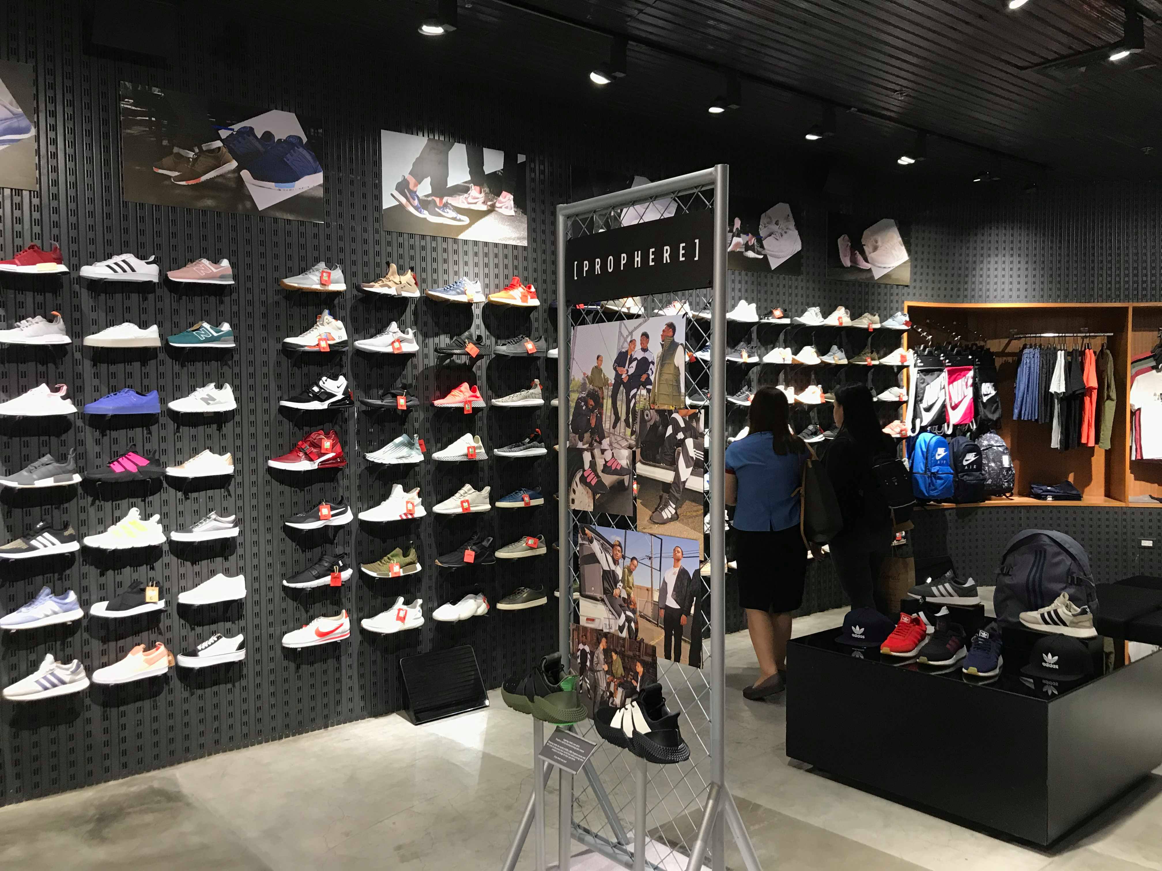 Best sneaker stores in Manila