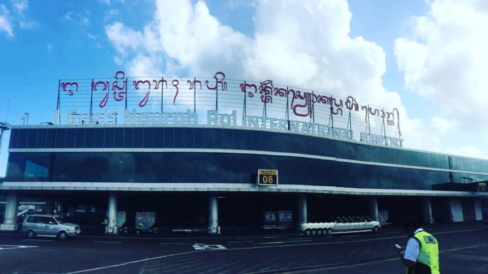 Signage in Balinese script at the island’s airport, erected under Governor Decree no. 80/2018. Photo: Instagram/@gubernur.bali