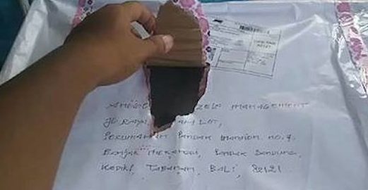 Overreaction, much? Still of a viral post from “Wisnu Wizz” via Facebook. 