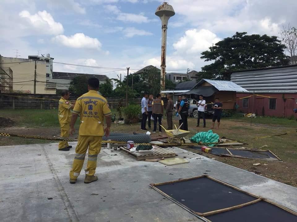 Photo: Rescue volunteers