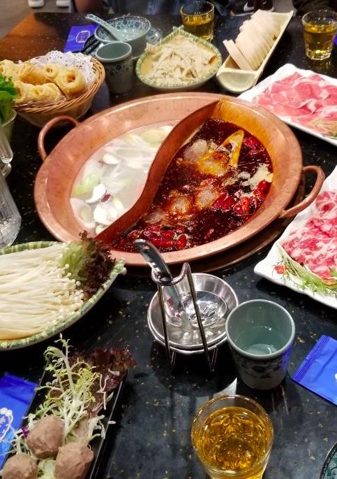 Old ChengduPier hotpot. Photo by Vicky Wong.