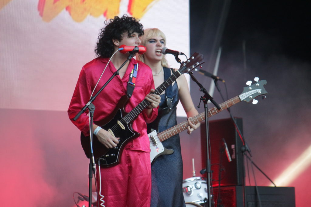 Lead vocalist and guitarist Julia Cumming, and bassist Nick Kivlen from Brooklyn-based rock band Sunflower Beam. Photo by Vicky Wong.
