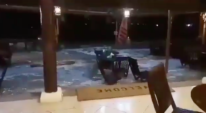 Floodwaters from the Indonesian tsunami are seen here entering an open complex at a restaurant (Photo: Screengrab from Panama Politica / Facebook)