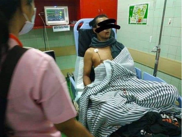 Erwin Umar Kristanto receiving treatment at Sanglah hospital. Photo via Denpasar viral