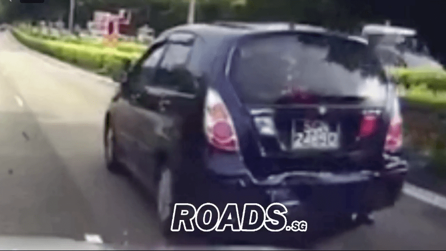 A black car reportedly braked suddenly while on an expressway, causing two cars behind it to collide (Photo: Screenshot from ROADS.SG/Facebook)