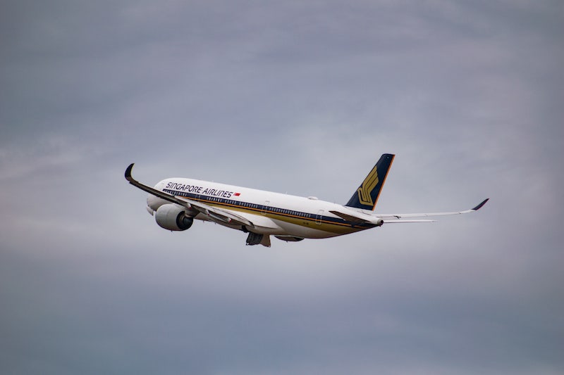 A blogger recounts receiving 'horrible service' from an unpleasant flight attendant on board Singapore Airlines' business class (Photo: Tim Dennert/Unsplash)