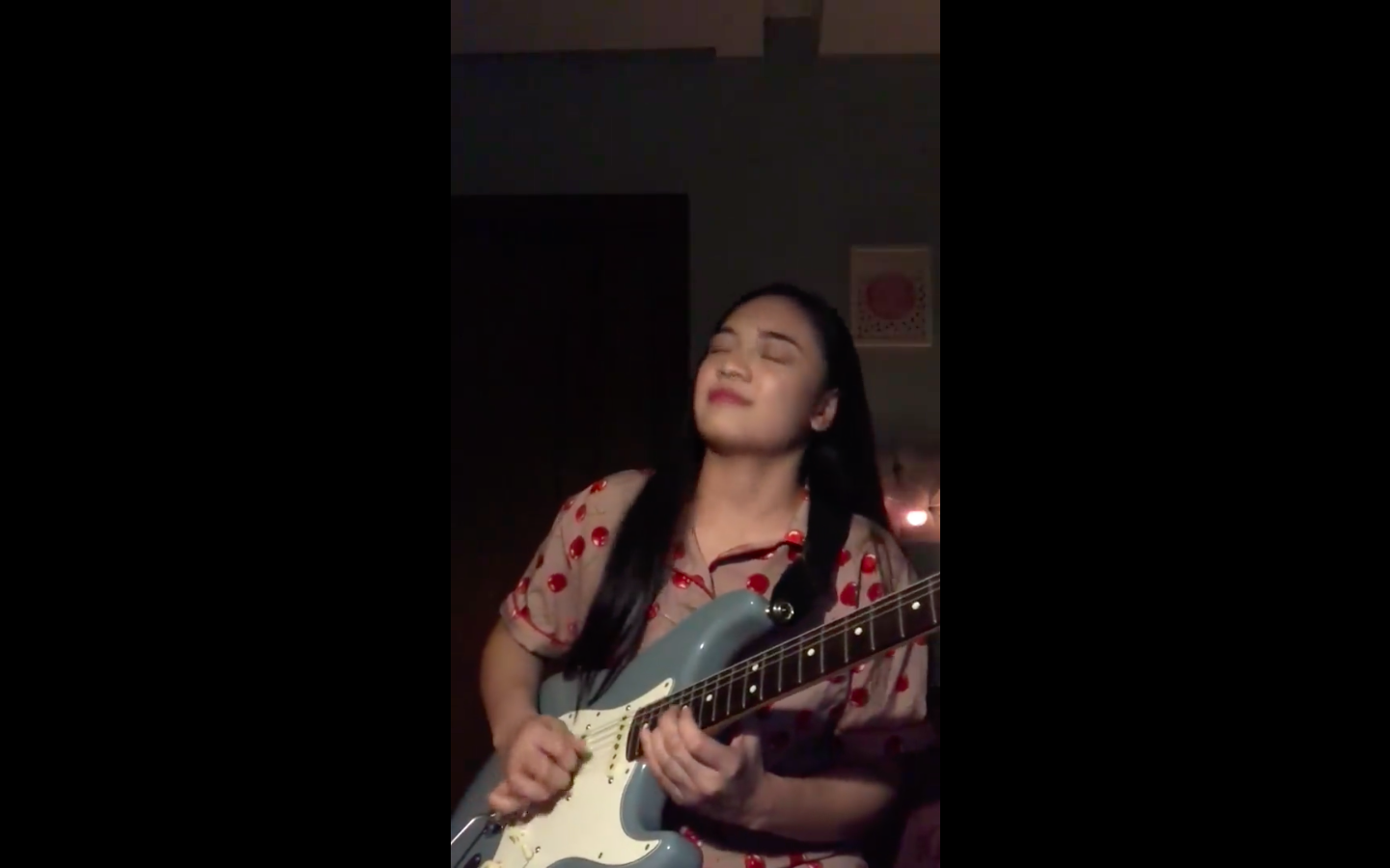 Filipina's electric guitar cover of Ariana Grande's 'Thank U, Next' is ...