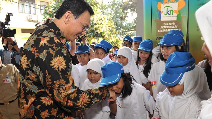A photo fo Basuki “Ahok” Tjahaja Purnama meeting with school children during his time as governor of Jakarta. Photo: @basukibtp / Instagram