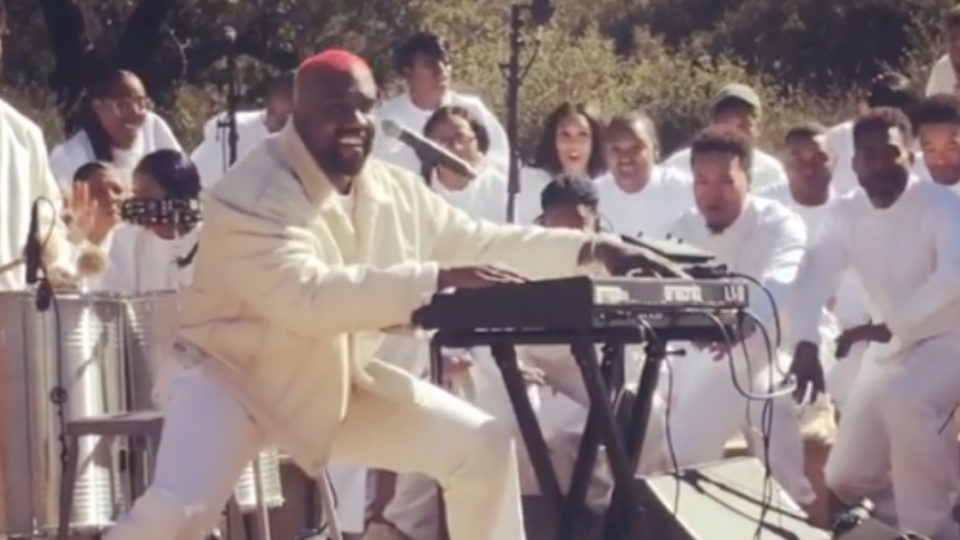 Rapper Kanye West performing at his Sunday Service jam session. Screenshot from Instagram/@1cyhitheprynce