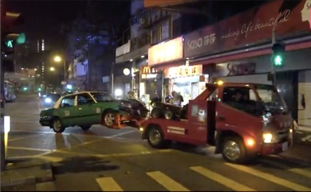 Screengrab via Apple Daily video.