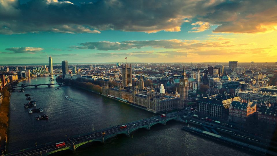 London. Photo: liushuquan/Pixabay 