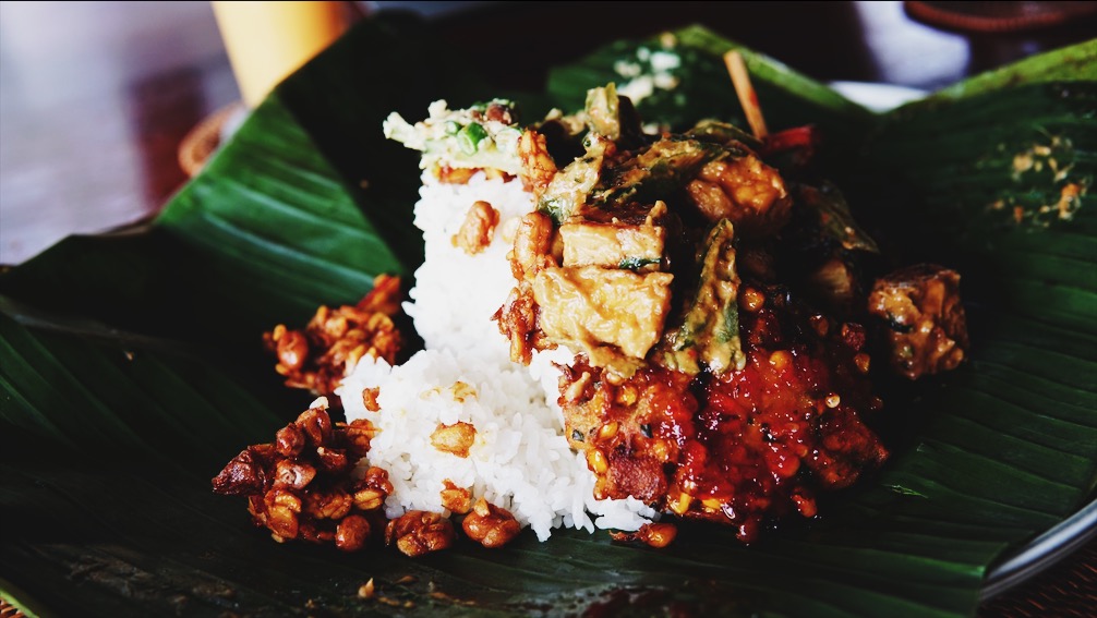 Nasi Campur. Photo: Coconuts Bali