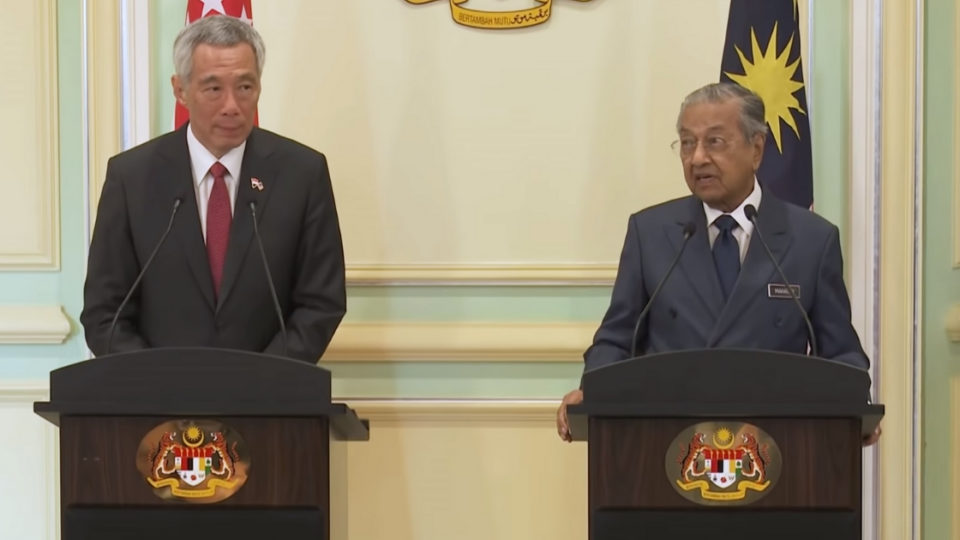 Singaporean Prime Minister Lee Hsien Loong and Malaysian Prime Minister Mahathir Mohamad at a press conference in Putrajaya, Malaysia. on April 9, 2019. Screenshot: 
Prime Minister’s Office, Singapore / Singapore