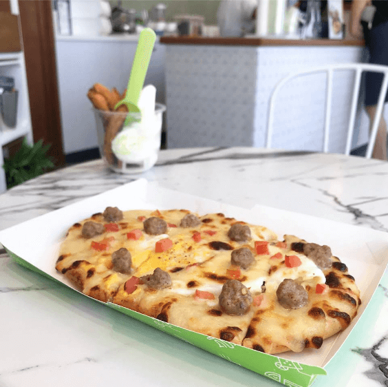 Sausage and Egg Quizza. Photo: Kaka Corral