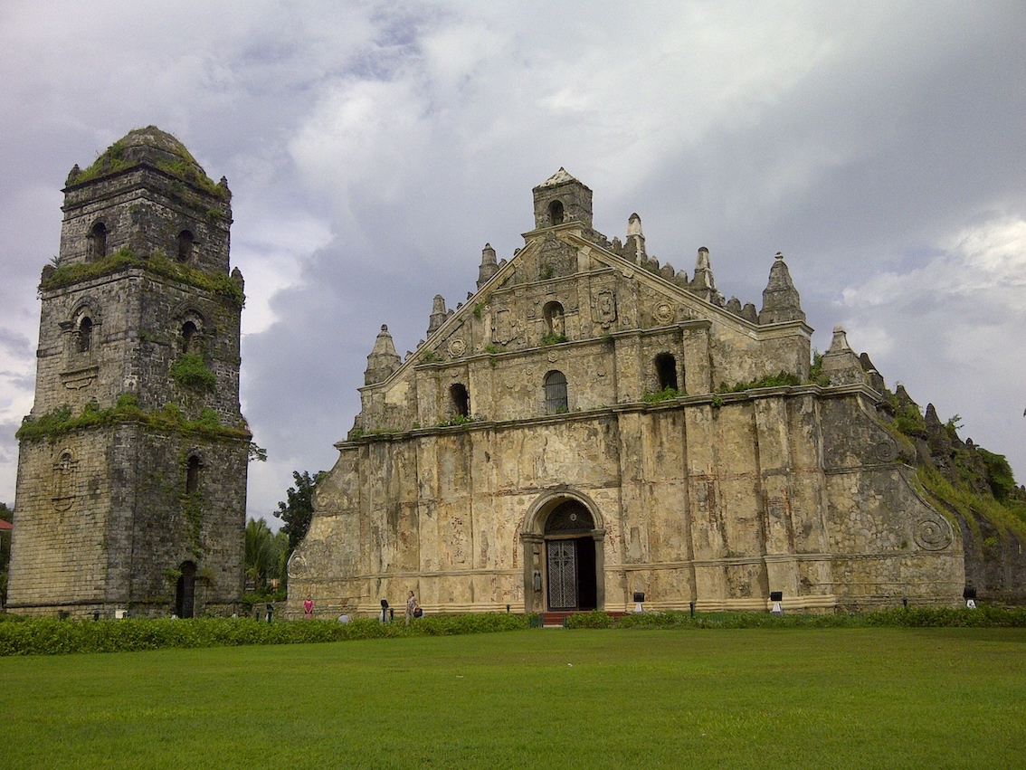 Paoay Church. Photo: Wikipedia