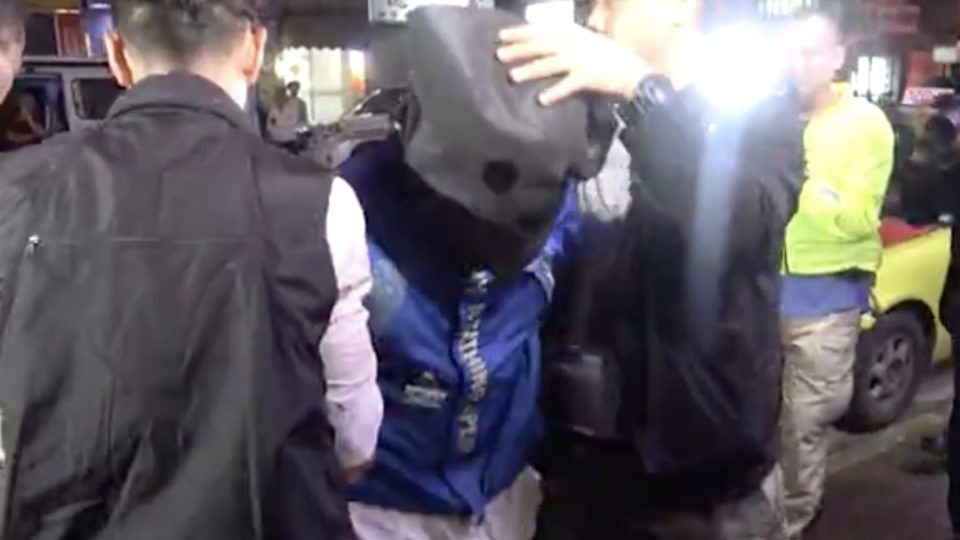 Screengrab via Apple Daily video.