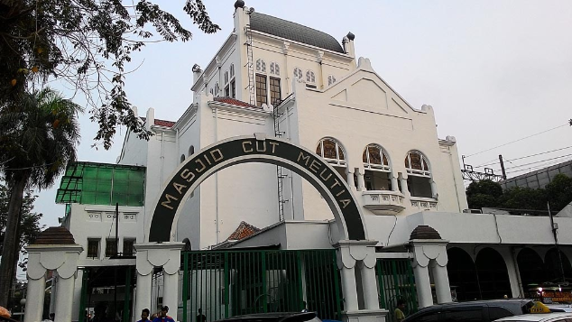 Cut Meutia Mosque in Menteng area, Central Jakarta. Photo: Kitabisa/Masjid Cut Meutia