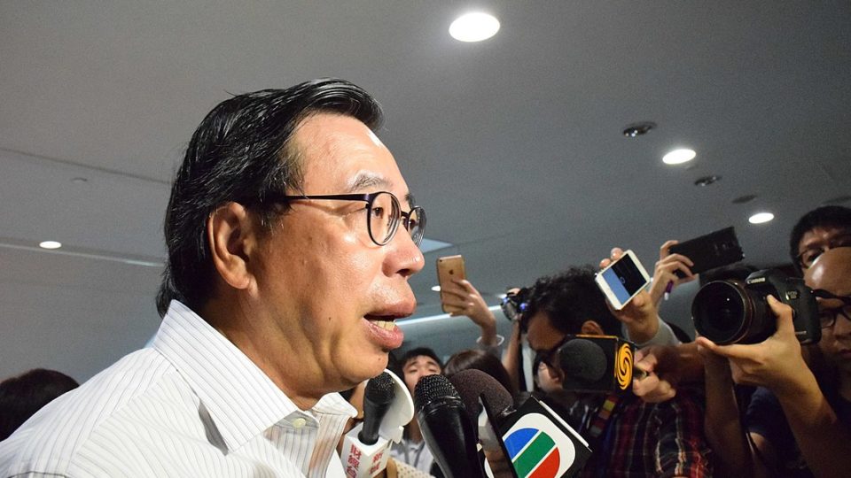 Current Legco President Andrew Leung speaks to the press in 2016. Today Leung announced that the legislature had until Thursday night to vote on controversial changes to the city’s extradition laws. Photo via VOA.