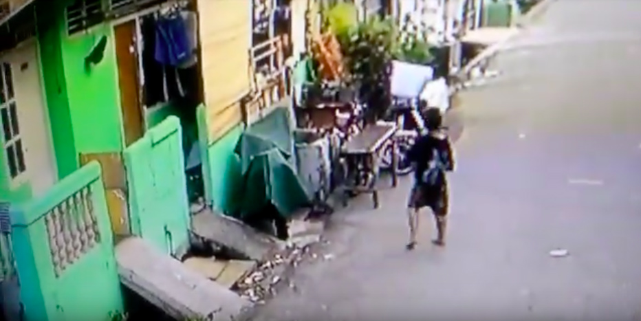 Photo: Video screengrab