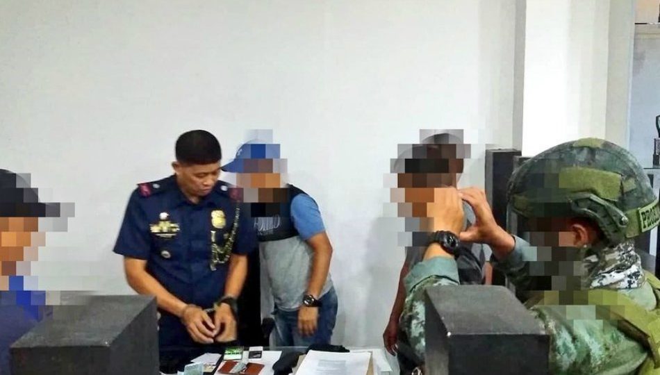 Police Major Raul Salle when he was arrested yesterday over extortion allegations. Photo: Maan Macapagal/ABS-CBN News