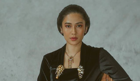 Indonesian actress Dian Sastro. Photo: Instagram/@therealdisastr