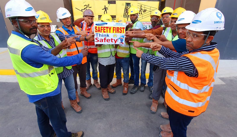 Photo by Rana, a Bangladeshi Senior HSE Coordinator who’s been in Singapore for 10 years. The image depicts migrant workers before starting the job, making promises to follow the proper safety guidelines at the work site.