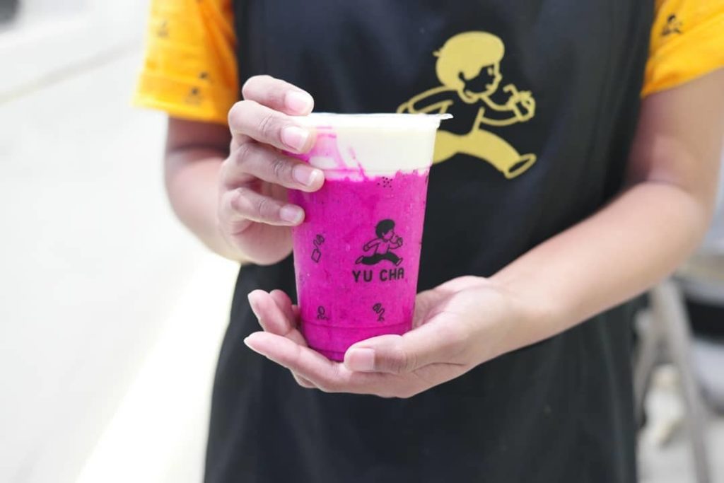 Yu Cha's Dragon Fruit Cheese Cream. Photo: Instagram/@yuchaindonesia & @mallkuningancity