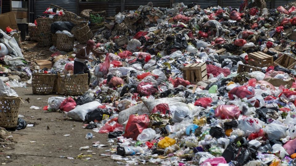 A garbage dump in Jakarta, Indonesia. Photo: AFP / Bay Ismoyo