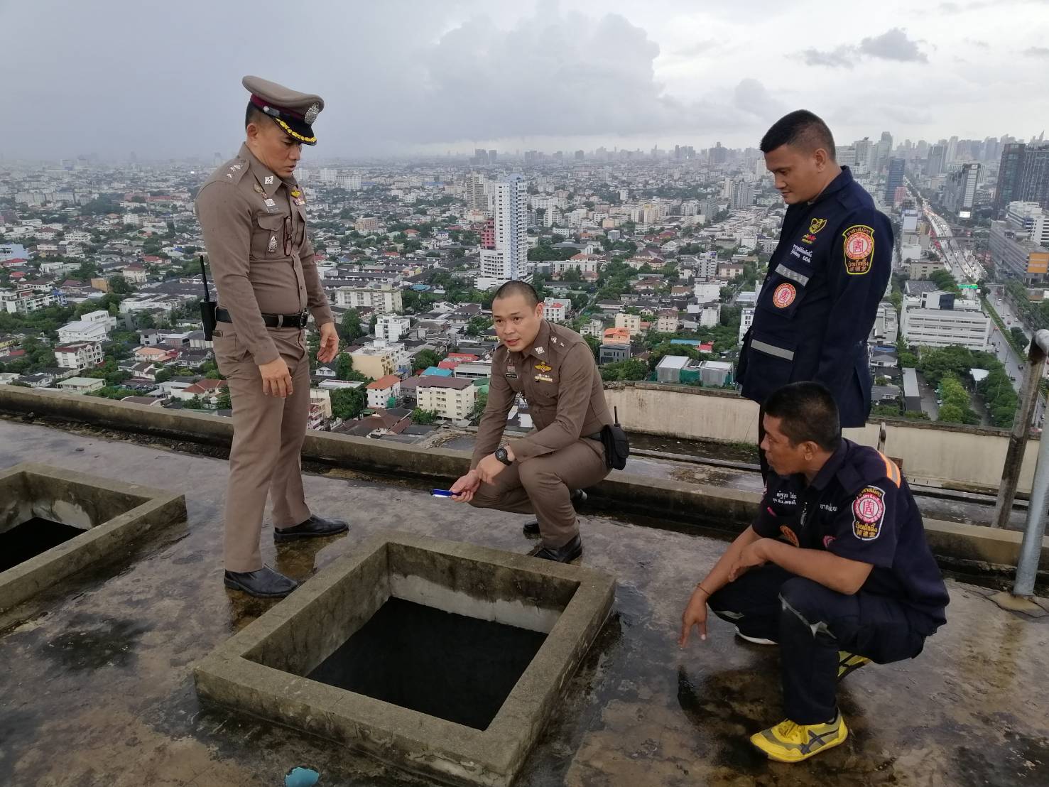 Police stumped by mystery skeleton in deserted Bangkok building. Photo: Police Spokesperson’s Office / Courtesy 