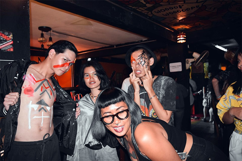 Just another night in Pinklao. Photo: The Overstay / Facebook