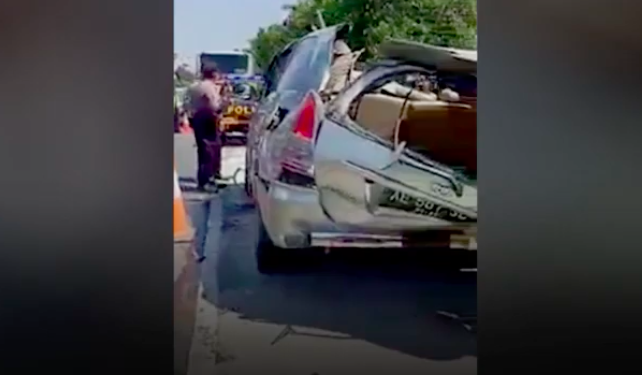 The victims’ car right after the collision with a bus. Photo: Video screengrab