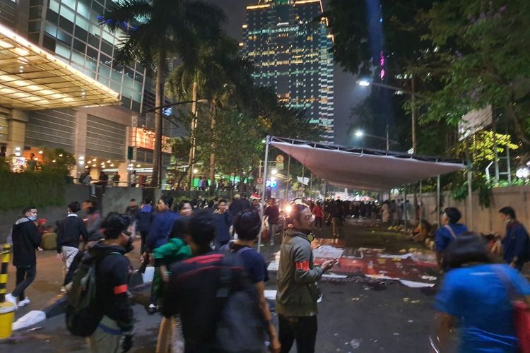 A medical evacuation shelter set up on Atma Jaya University campus grounds on Monday, Sep 30, 2019. Photo: Atma Jaya University