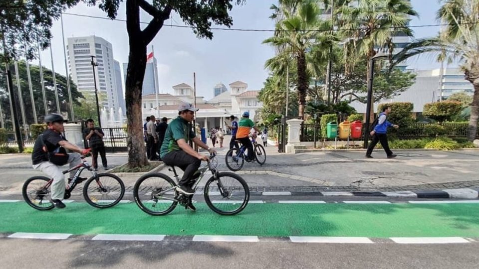 A bike lane in Jakarta. Photo: Instagram/@aniesbaswedan