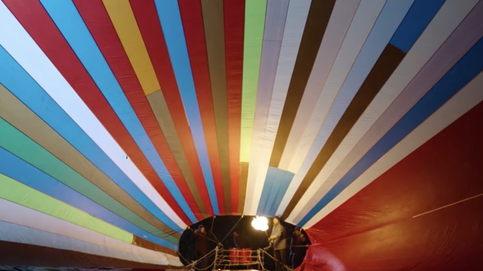 A still from the German film <em>Balloon</em> about two families who try to escape from the German Democratic Republic in the 70s in a self-built hot air balloon. It will be the opening film screening at the German film festival Kino 2019. Screengrab via YouTube.